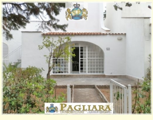(Cod. Immobile: 2015) - Tipologia: Villa a Ostuni (Brindisi) Puglia